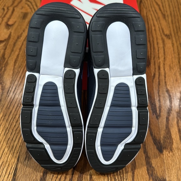 Nike Air Max 270 thunder Blue and black Sneakers - Picture 3 of 4